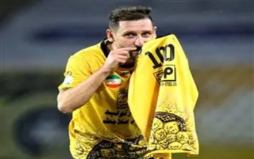 خلعتبری: دو بازیکن دیگر هم به شماره 10علاقه داشتند/ محرم لطف کرد و ده را به من داد