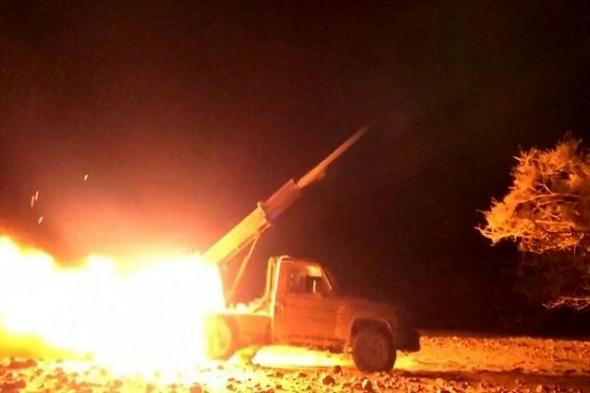 نیروهای یمنی از موشک «قاهر ام ۲» رونمایی کردند