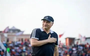 حادثه رانندگی برای مربی سرشناس فوتبال ایران ؛ ماشین دو دور چرخید...