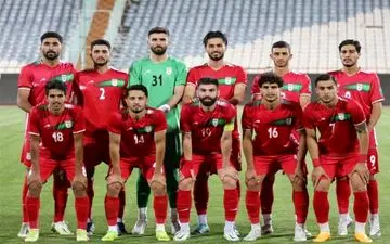 تمرین تاکتیکی تیم فوتبال امید در هوای گرم کربلا
