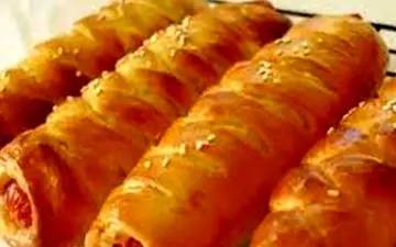 طرز تهیه اشترودل هات داگ| برای عصرانه عالیه!