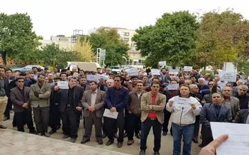 اعتراض صنفی معلمان همدان+ عکس