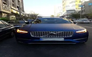 عکس/ شاسی بلند لوکس ولوو در تهران