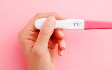 زود پریود شدن از علائم اولیه بارداری است؟