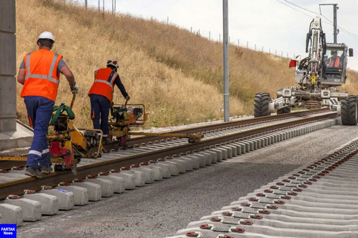 مدیرکل راه آهن قم خبر داد؛
توقف اجرای پروژه اتصال خط راه آهن به شهرک شکوهیه