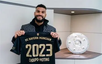 چوپوموتینگ با بایرن‌مونیخ ۲ ساله تمدید کرد
