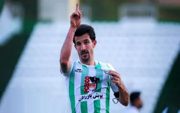 
کاپیتان ذوب‌آهن خواستار تغییر زمان مراسم خداحافظی اش شد