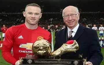 اهدای کفش و توپ طلا به رونی