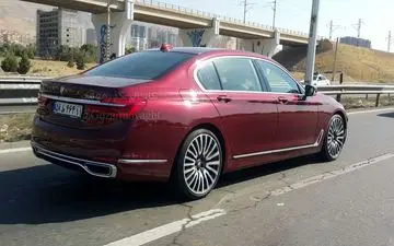 کشتی لوکس ب ام و با رنگ خاص در کشور! +عکس