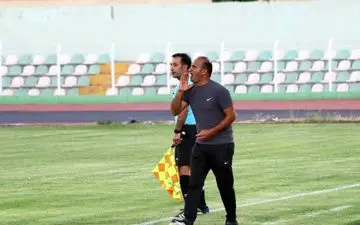 هر سه گل را روی اشتباهات فردی دریافت کردیم