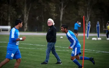 استقلال در صدد جذب مهاجم خارجی