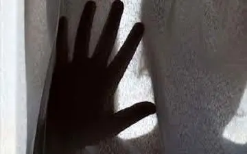 تجاوز ۵ مرد به یک دختر ۱۷ ساله با همدستی دوست صمیمی دختر!
