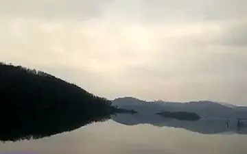 بلایی که گردشگران بر سر بکرترین طبیعت مازندران آوردند+فیلم 