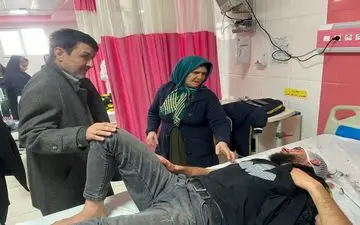 ۳۰۰ مصدوم در زلزله خوی/ سه نفر جان باختند