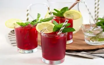  چای کم کالری و فاقد کافئین بخورید