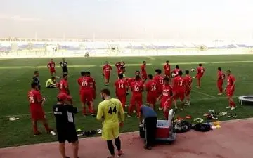 حضور باقری در تمرین/ عصبانیت منشا از دست یک بازیکن/ ربیع‌خواه پا به توپ شد