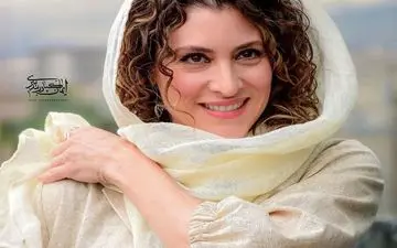 ویشکا آسایش باز هم غوغا به پا کرد|دورهمی زینان بی حجال در خارج از کشور با ویشکا آسایش