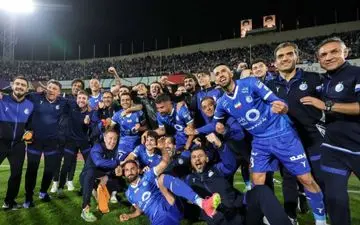 لیست استقلال برای فصل بعدی

