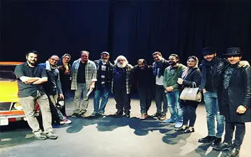 عکسِ یادگاری آزاده نامداری