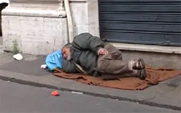 افزایش سه برابری جمعیت فقرا در ایتالیا + فیلم