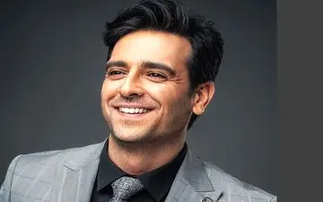 خوانندگی فوق العاده امیر حسین آرمان! | امیرحسین آرمان با صدایی جادویی همه را شگفت‌زده کرد + ویدئو