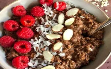 صبحانه مقوی برای دلبندتون درست کنید|  اوتمیل شکلاتی عالیه!