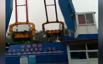 مرگ مرد جوان پس از سقوط از وسیله شهربازی + فیلم