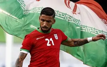 ایرانی ها دیوانه فوتبال هستند