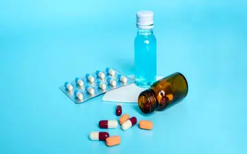 آیا برای آبریزش بینی باید آنتی‌بیوتیک بخوریم؟