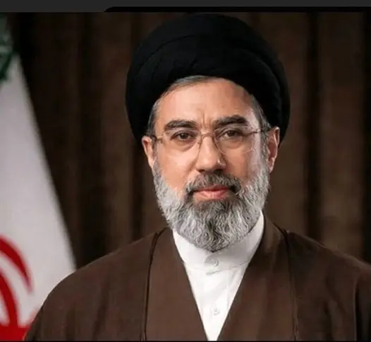  آیت‌الله سید مجتبی خامنه‌ای رهبر انقلاب از کودکی تا امروز با بازسازی هوش مصنوعی