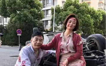 حرکت جالب زوج چینی پس از تصادف شدید! + عکس