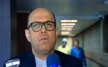 سعادتمند: یک قدم هم کوتاه نخواهیم آمد!