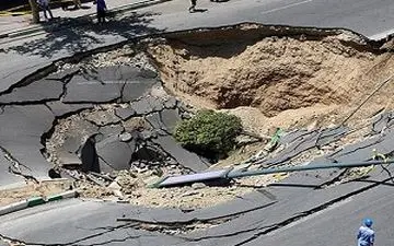 تهران روزانه یک میلی‌متر نشست می‌کند/هشدار نسبت به سیل‌های عظیم در 5 سال آینده