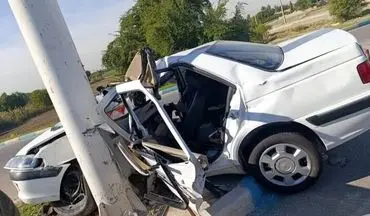 تصادف مرگبار در دستجرد قم؛ برخورد پژو با تیر برق جان یک نفر را گرفت