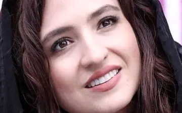 عکسی زیرخاکی از گلاره عباسی|باورتان میشود این دختر همان گلاره عباسی باشد؟!