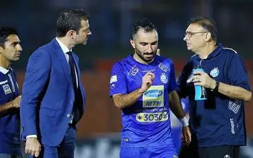 استقلال قرارداد شجاعیان و کریمی را تمدید می کند