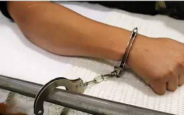 زن جوان با انتشار عکس های خیلی خصوصی بی آبرو شد