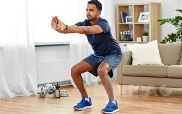 این ۱۰ اسکوات معادل ۱۰ هزار قدم پیاده روی برای بدن مفید است