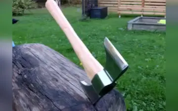 تبدیل ریل قطار به تبری قدرتمند! + فیلم 