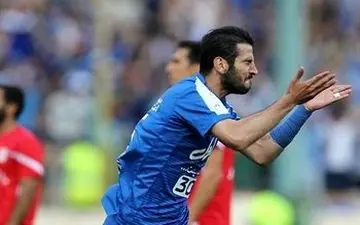 مدافع جنجالی سابق استقلال لژیونر شد