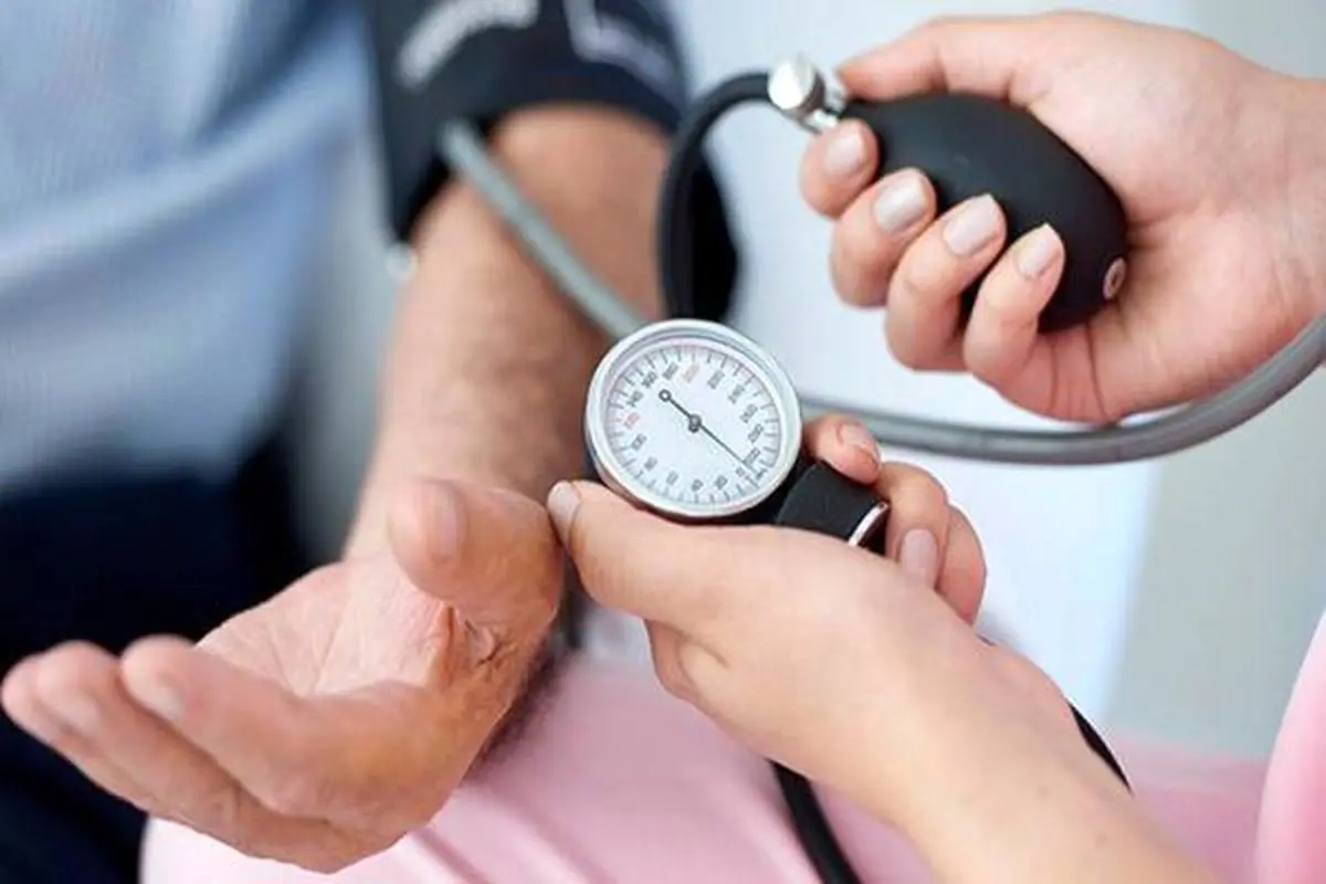 اولین نشانه فشار خون بالا کدامند؟