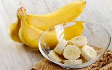 مضرات و خواص موز بصورت ناشتا