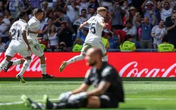 رئال مادرید با پیروزی بر مایورکا صدر جدول را از بارسلونا پس گرفت