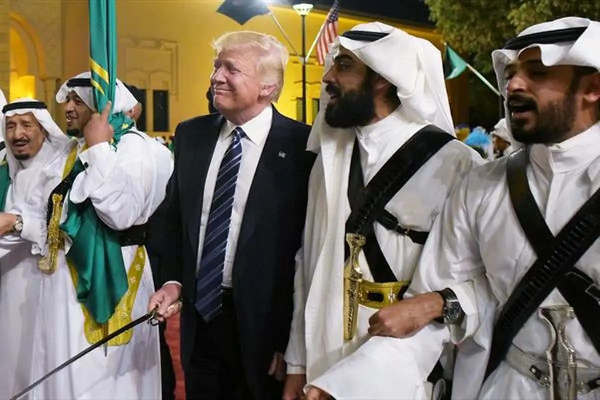 ترامپ بدون توجه به روحانی حمله عربستان به ایران را تایید کرد
