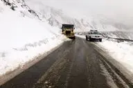 برف‌روبی ۱۶۷۰ کیلومتر باند از محورهای مواصلاتی استان کرمانشاه