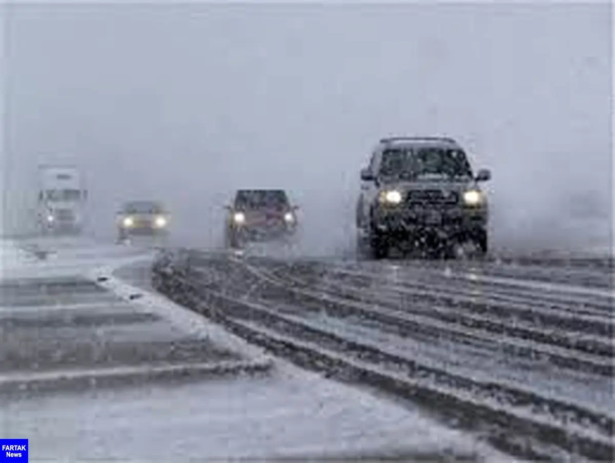  برف و باران جاده‌های بیش از ۱۴ استان را دربرگرفت