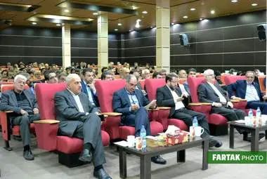 نشست فعالان اقتصادی با دکتر توسلی زاده رییس کل دادگستری استان کرمانشاه به روایت تصویر