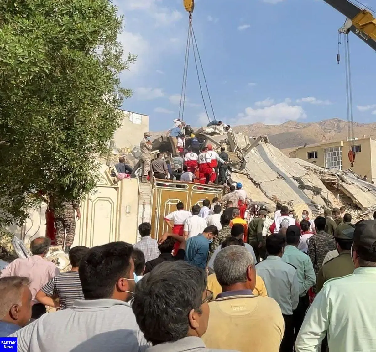 شمار قربانیان حادثه انفجار منزل مسکونی در جهرم به سه نفر رسید