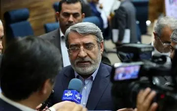 اگر مجبور شویم درباره استعفای شهرداران به مجلس استفساریه می‌دهیم