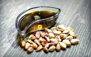 از فواید جالب روغن پسته برای بدن خبر دارید؟